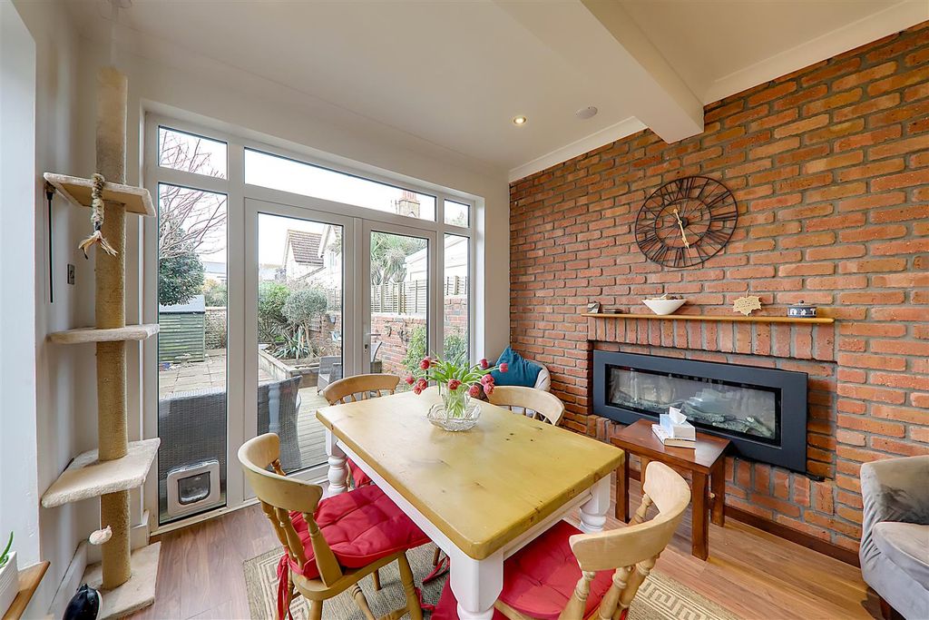 Property photo 3 of 21 Img_2288-Img_2290.Jpg