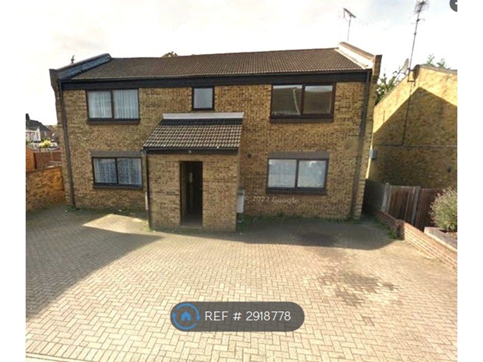 Property photo 1 of 7 Front Of Building