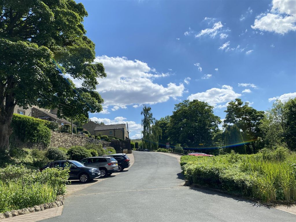 Property photo 3 of 10 0 General