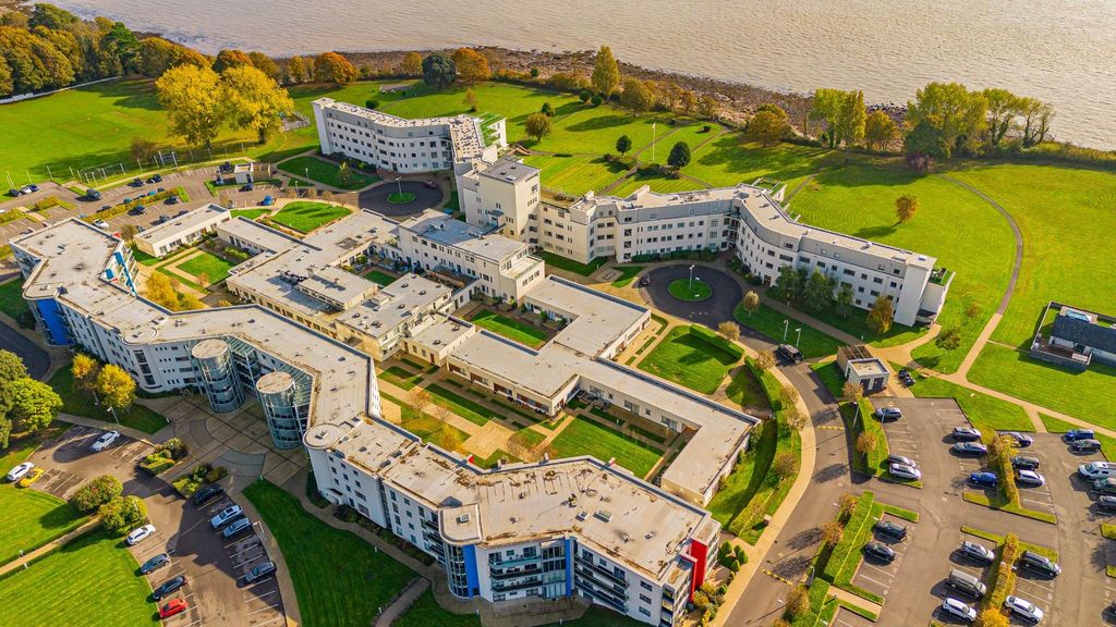 Property photo 1 of 13 Courtlands Drone-2.Jpg