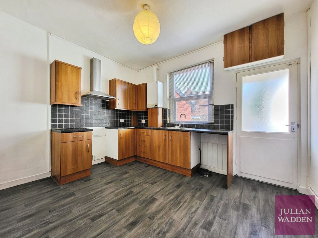 Property photo 2 of 12 Picture 2