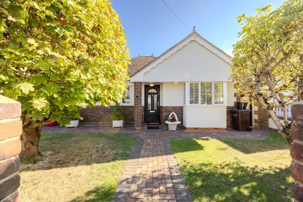 Property photo 1 of 26 Front