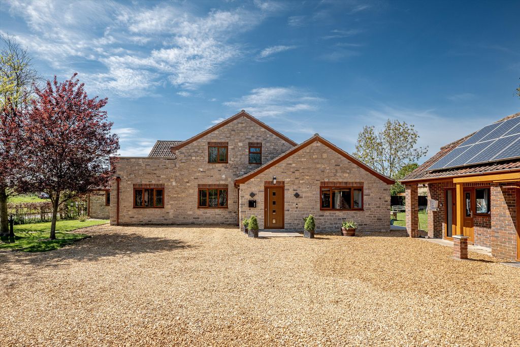 Property photo 1 of 22 Image