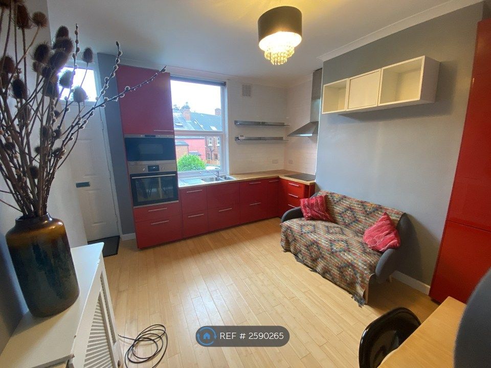 Property photo 2 of 14