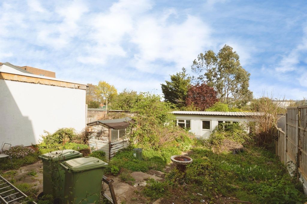 Property photo 2 of 7