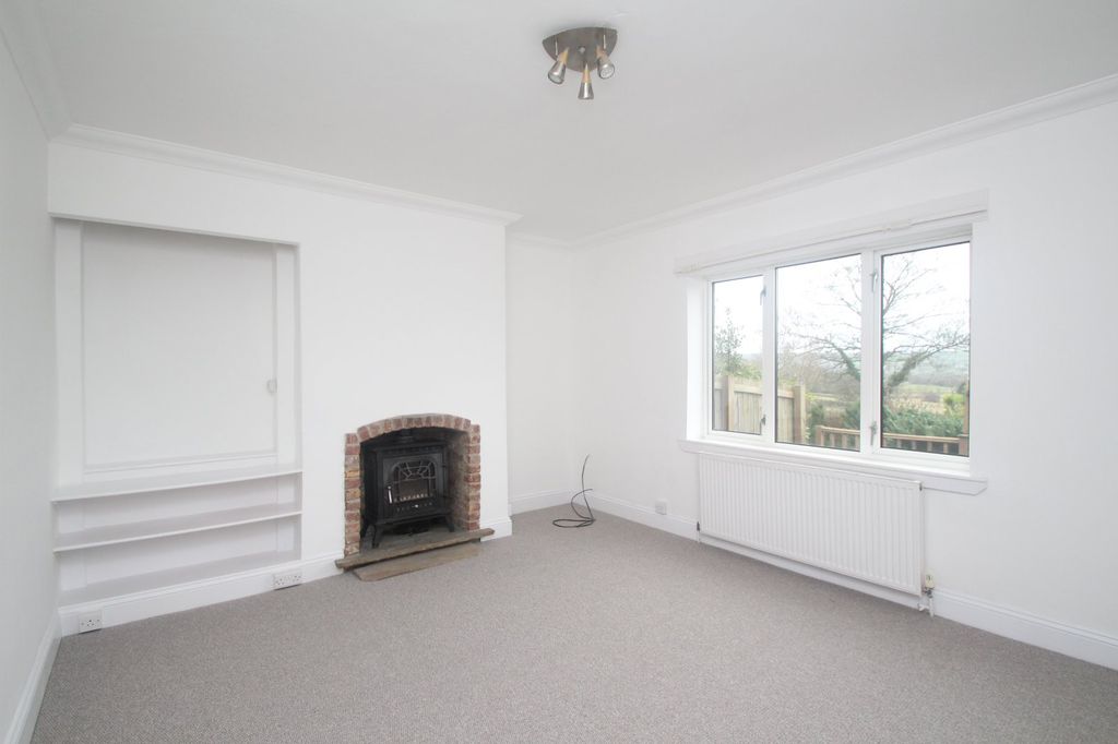Property photo 2 of 15 Picture No. 13
