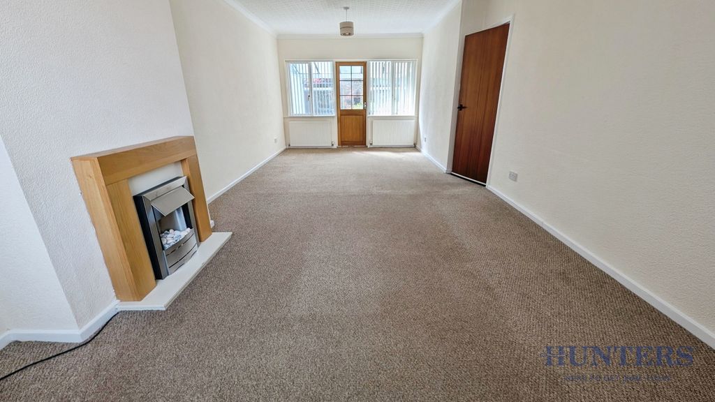 Property photo 2 of 10 Pbox-Img.Jpg