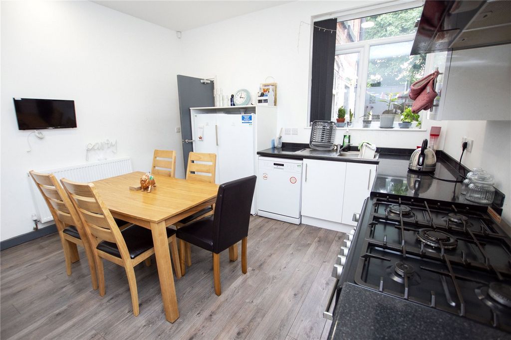 Property photo 3 of 11 Picture No. 04