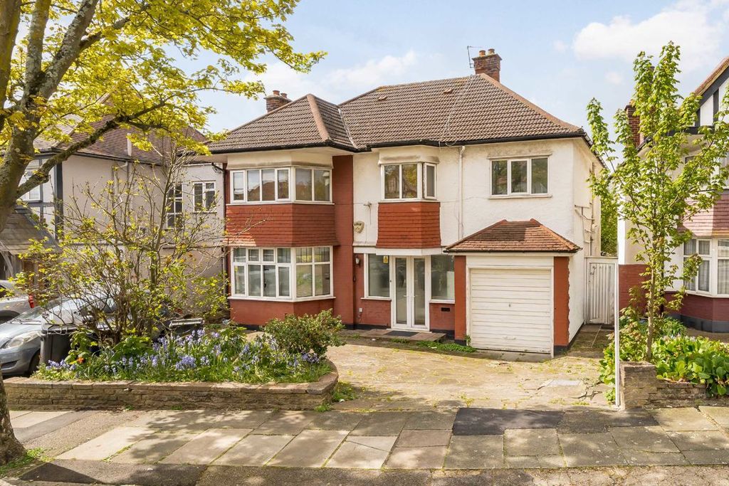 Property photo 1 of 7