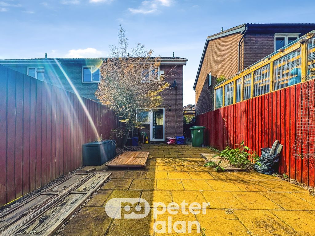 Property photo 3 of 18