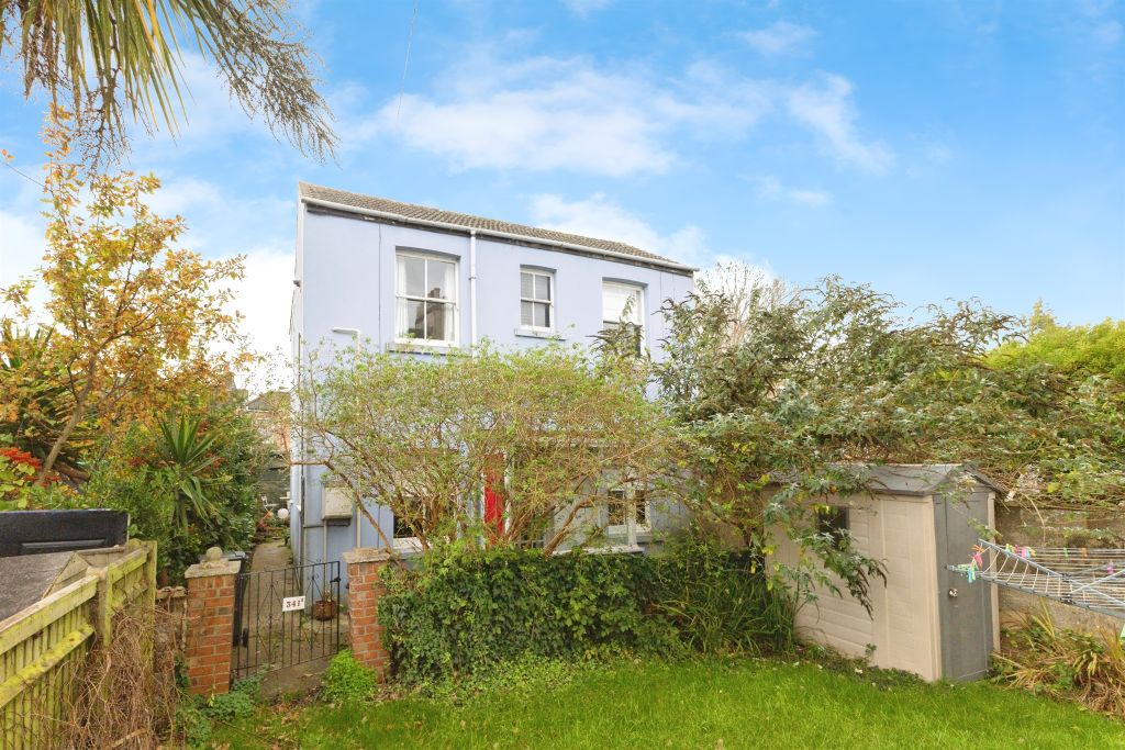 Property photo 1 of 16