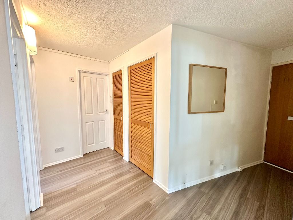 Property photo 3 of 14 Photo 3