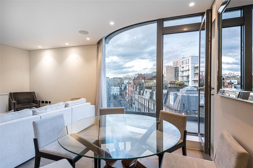 Property photo 3 of 11 Picture No. 08