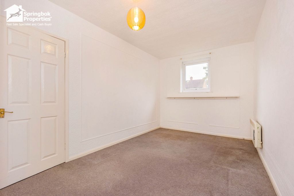 Property photo 3 of 8 Image 3