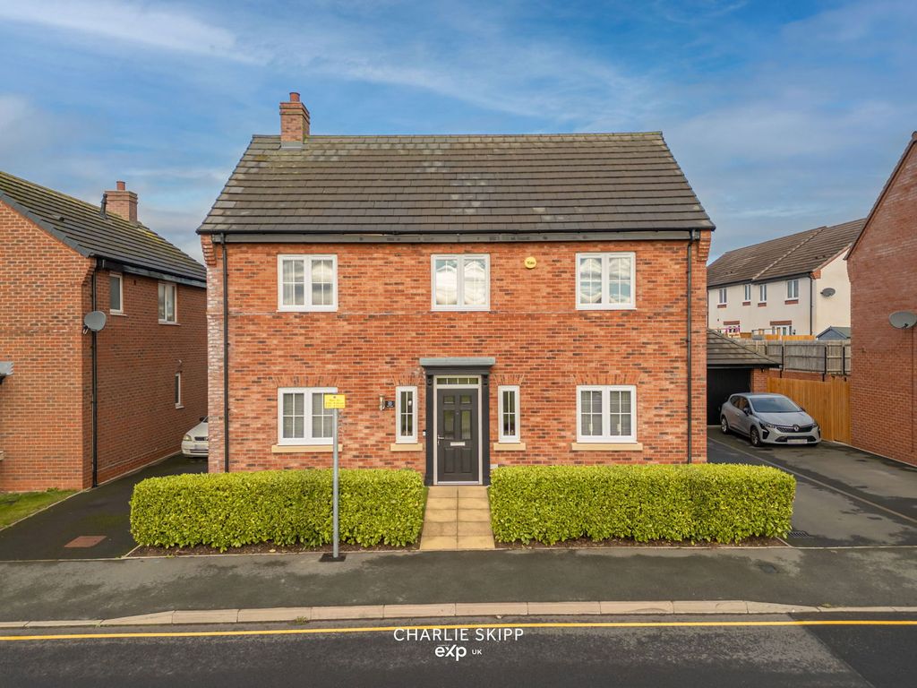 Property photo 1 of 40