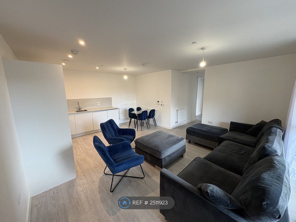 Property photo 3 of 15 Kitchen + Reception Room (Furnished))