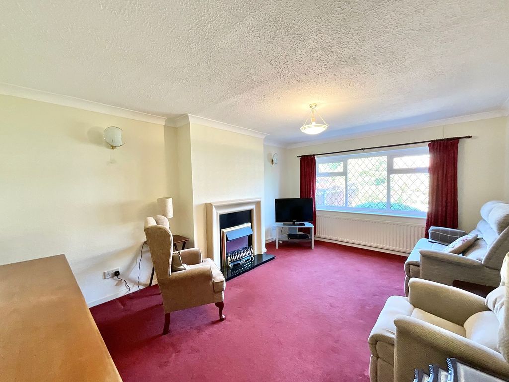 Property photo 2 of 26