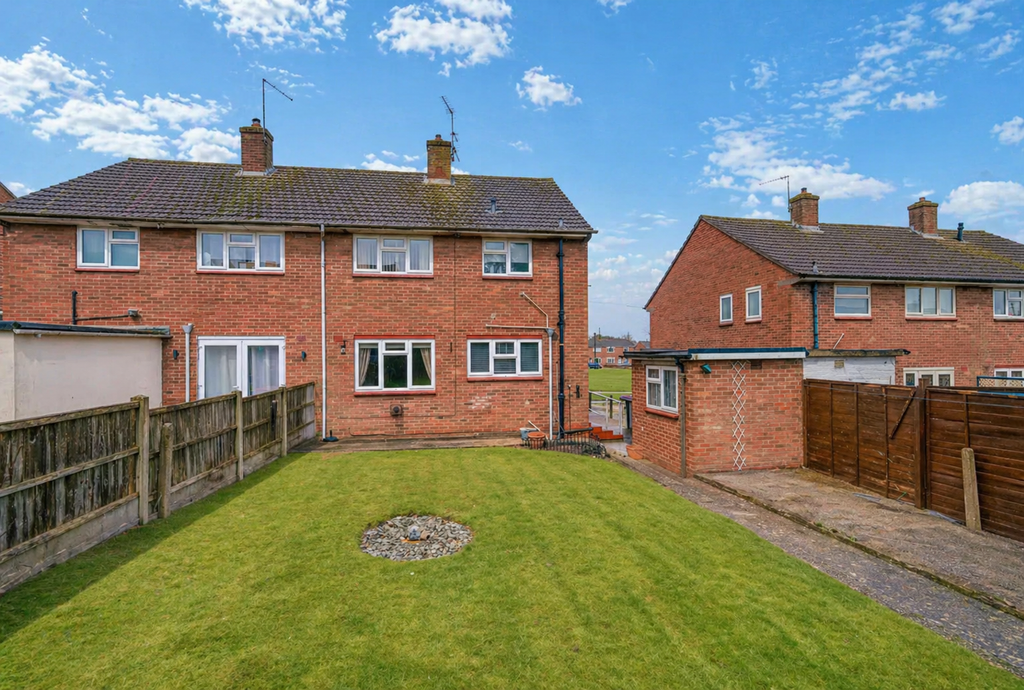Property photo 2 of 16