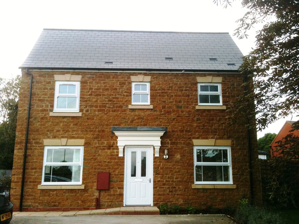Property photo 2 of 8