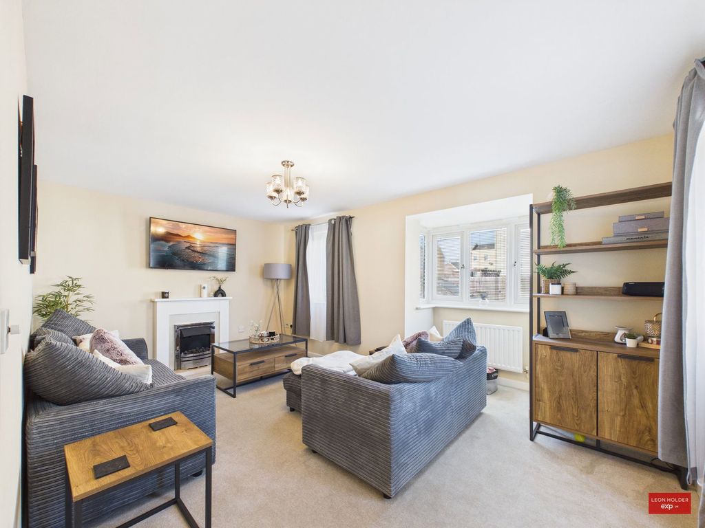 Property photo 3 of 19