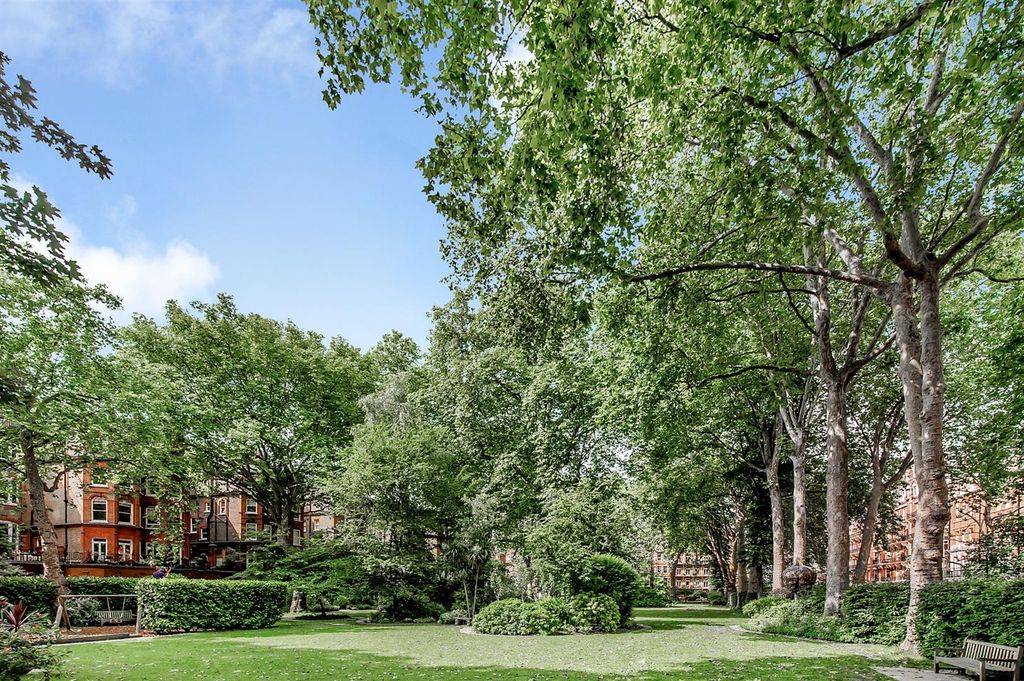 Property photo 2 of 11 Bramham Gardens Final-1-2.Jpg