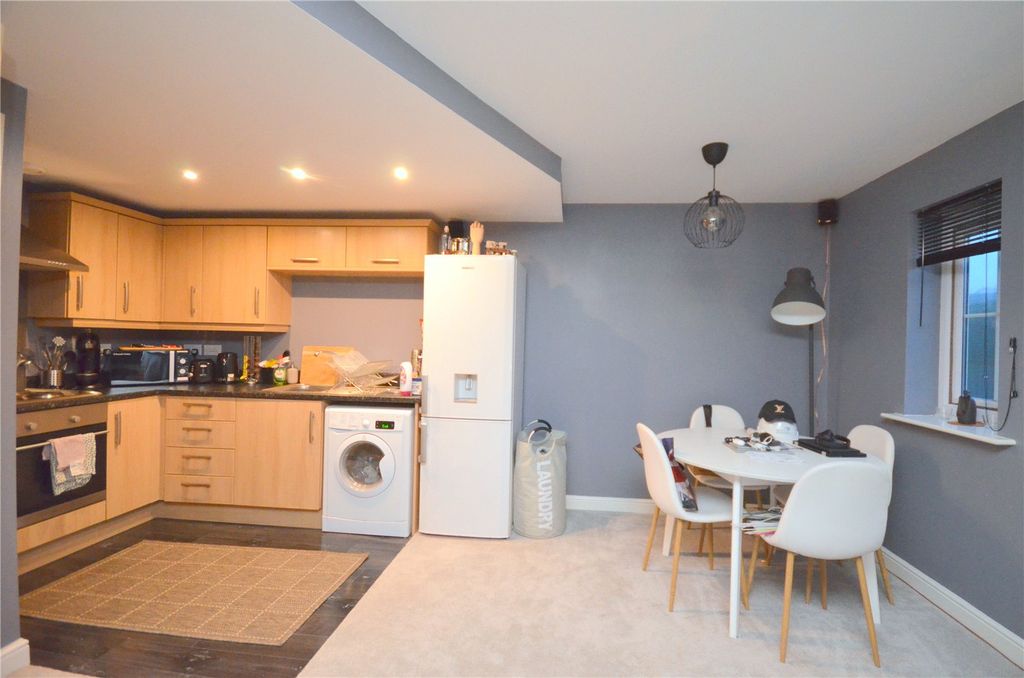 Property photo 3 of 9 Picture No. 13