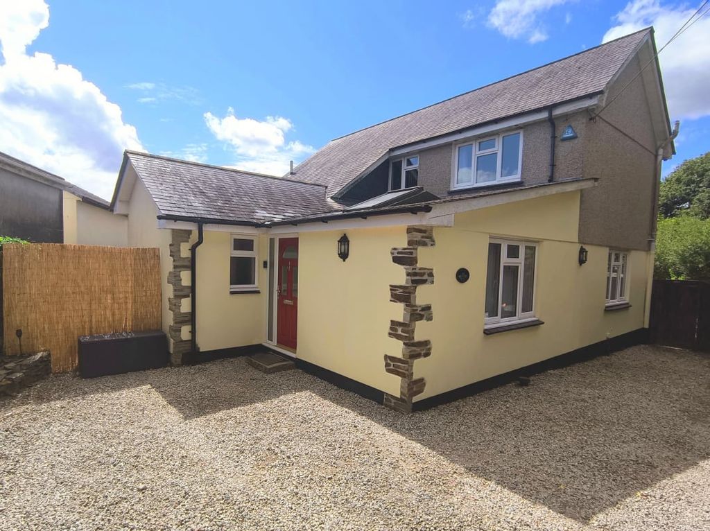 Property photo 1 of 27
