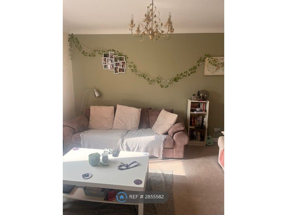 Property photo 3 of 12 Living Room