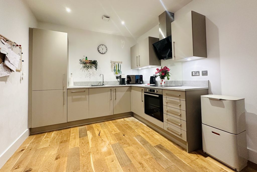 Property photo 2 of 9 Picture No. 03