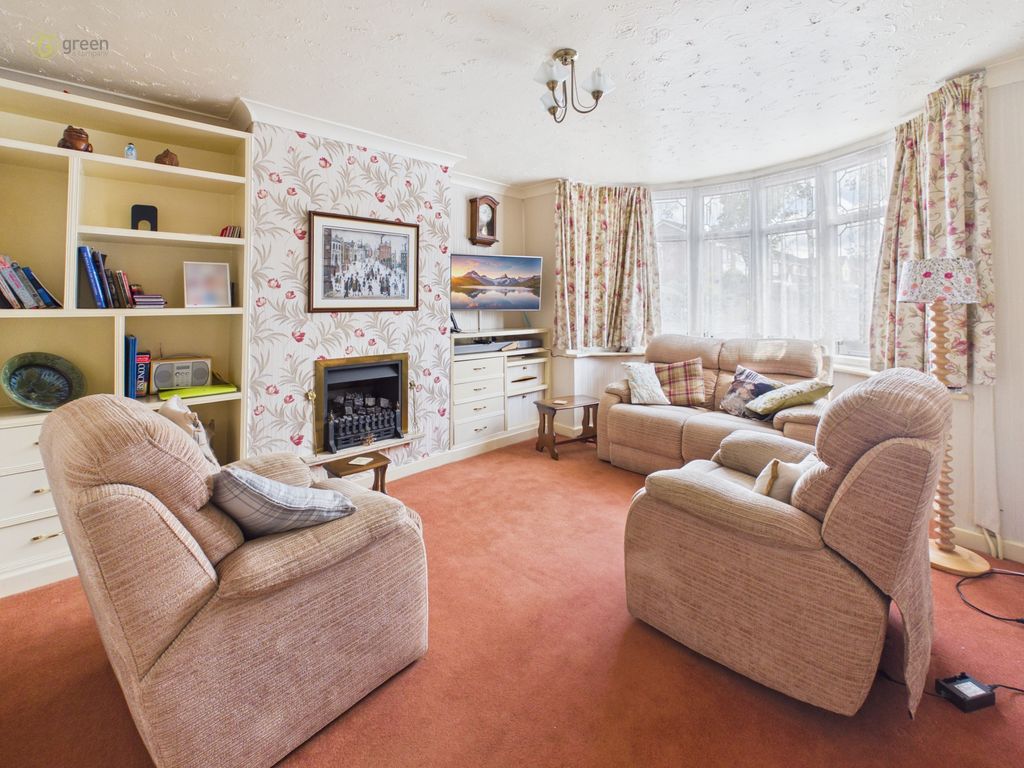 Property photo 3 of 14 9Ea810d06ba445E2B192F8444B214B62100Cam03830G0Pr0316Still022Copy