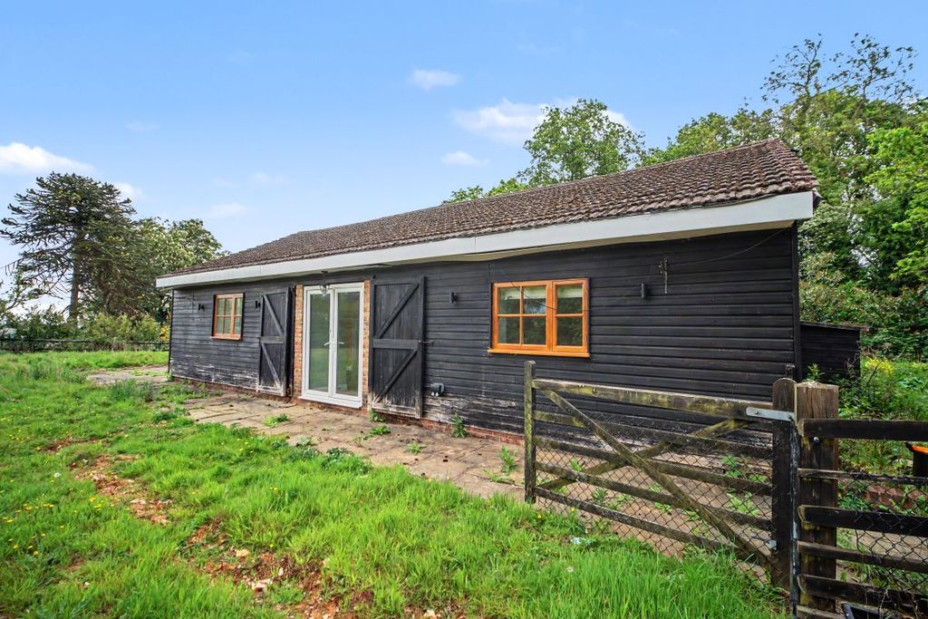 Property photo 2 of 15
