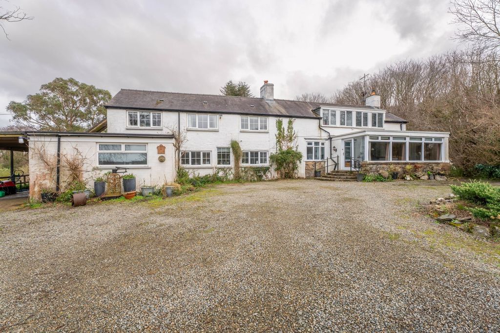 Property photo 1 of 51