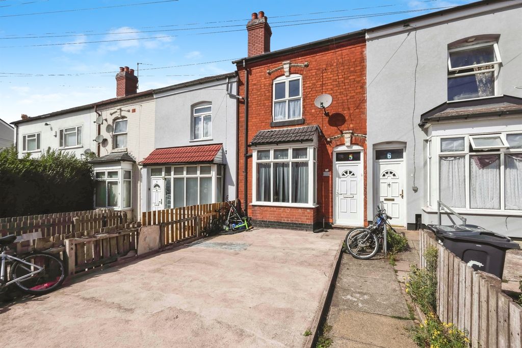 Property photo 2 of 17