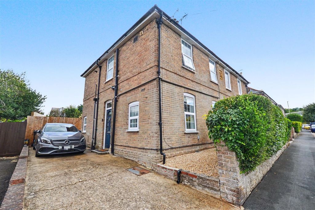 Property photo 1 of 26 Front1.Png