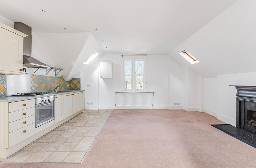 Property photo 2 of 9 1.Png