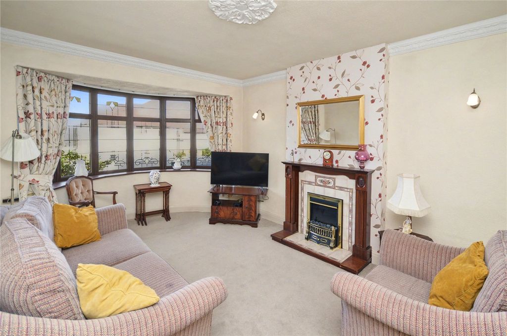 Property photo 2 of 16 Picture 2