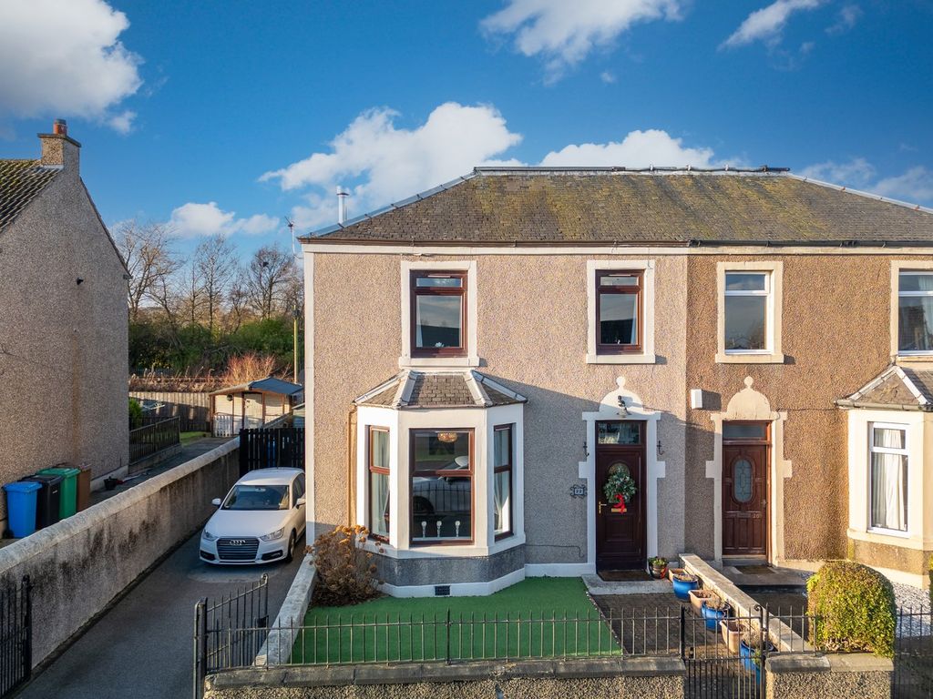 Property photo 1 of 27