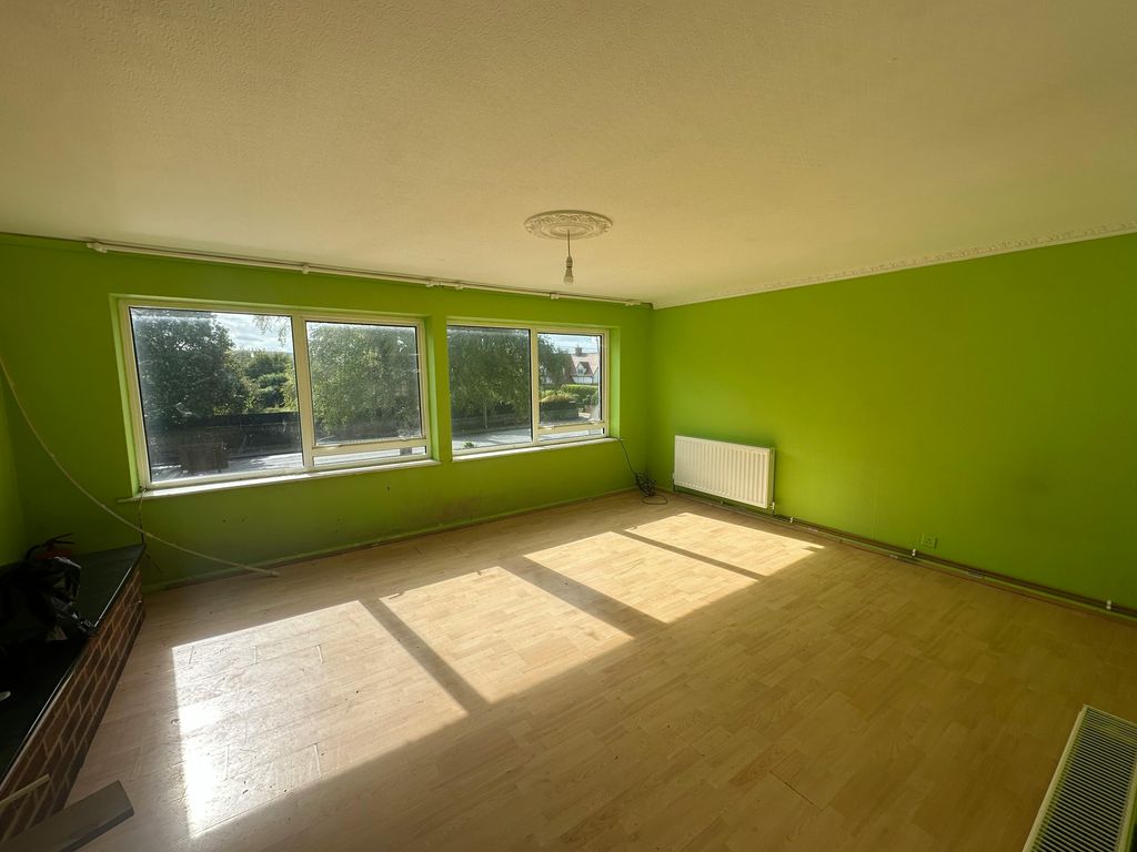 Property photo 2 of 5 Img_2833 2.Jpg