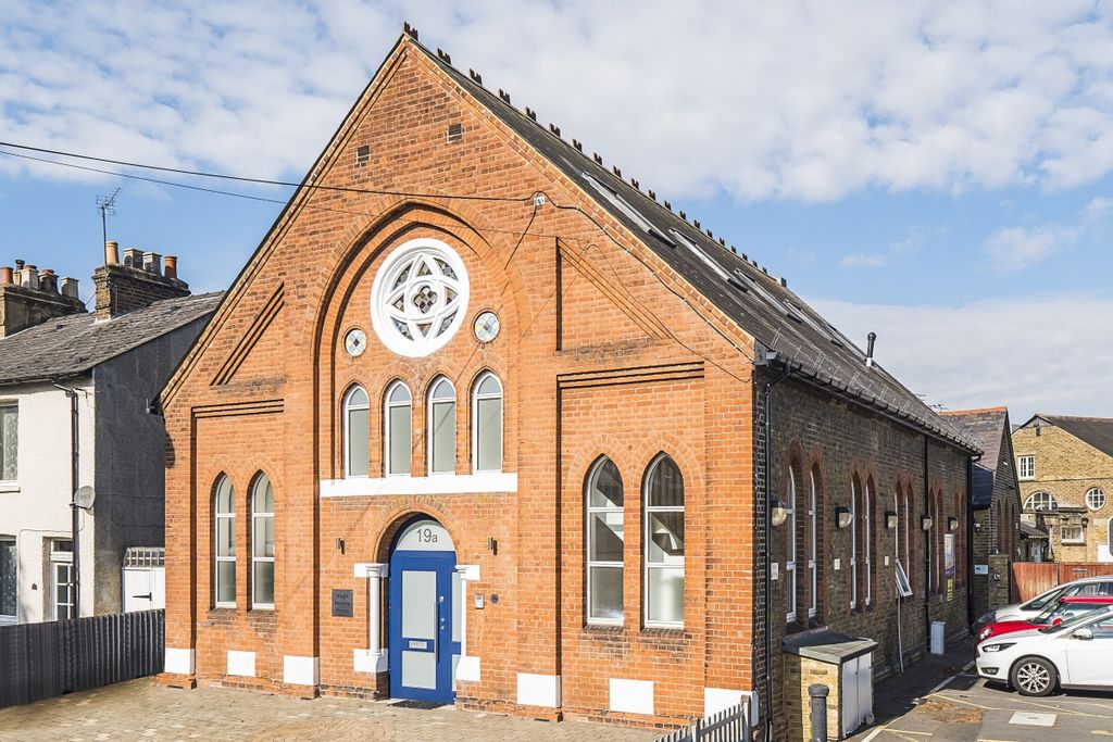 Property photo 1 of 16