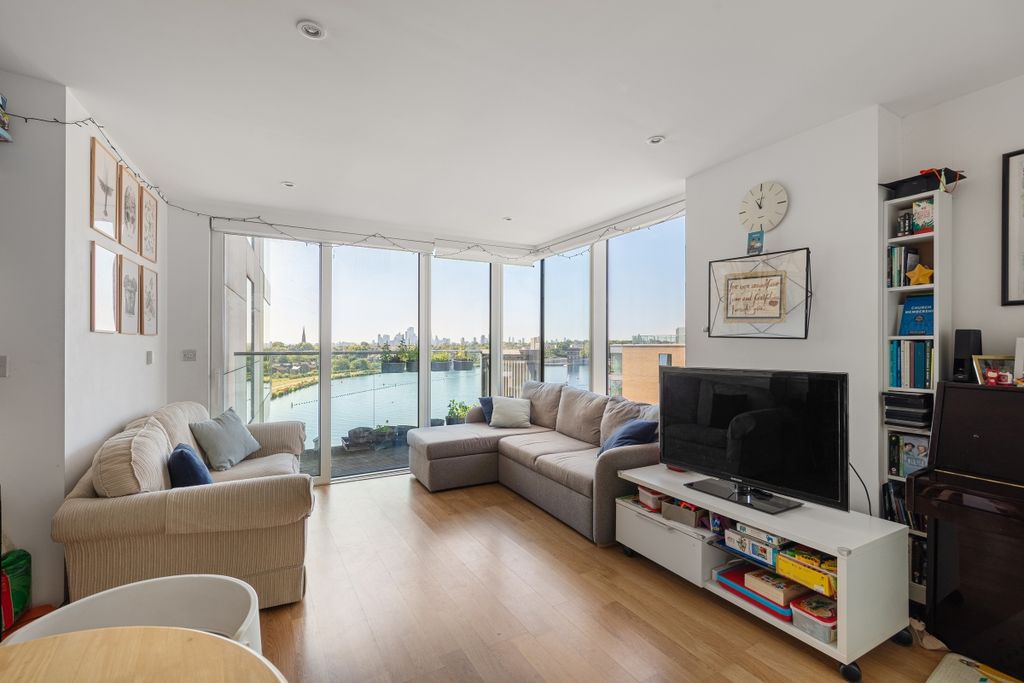 Property photo 1 of 14 094A6874