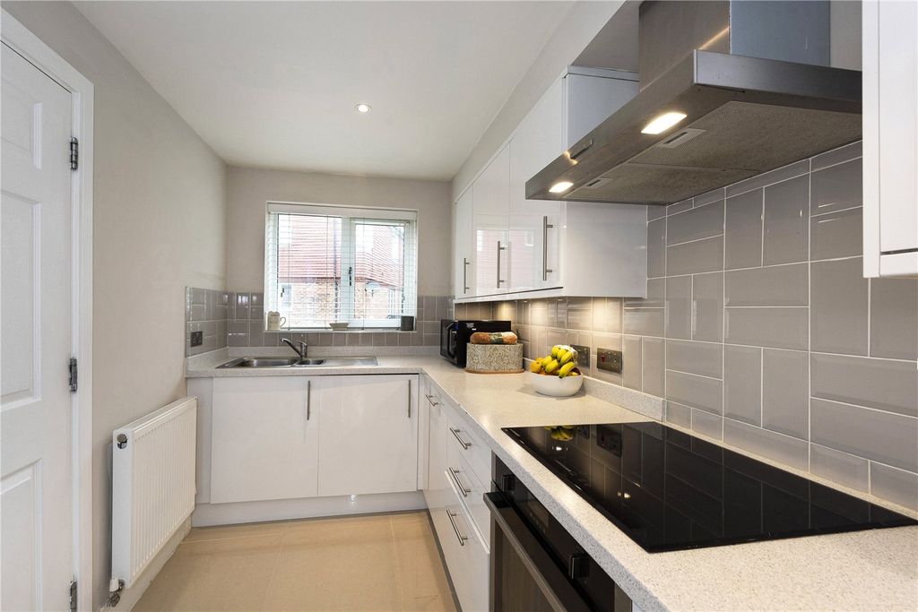 Property photo 2 of 19 Picture No. 07