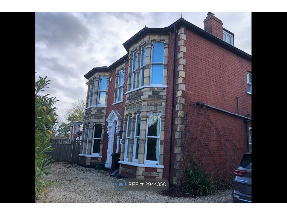 Property photo 3 of 12 Bath Road