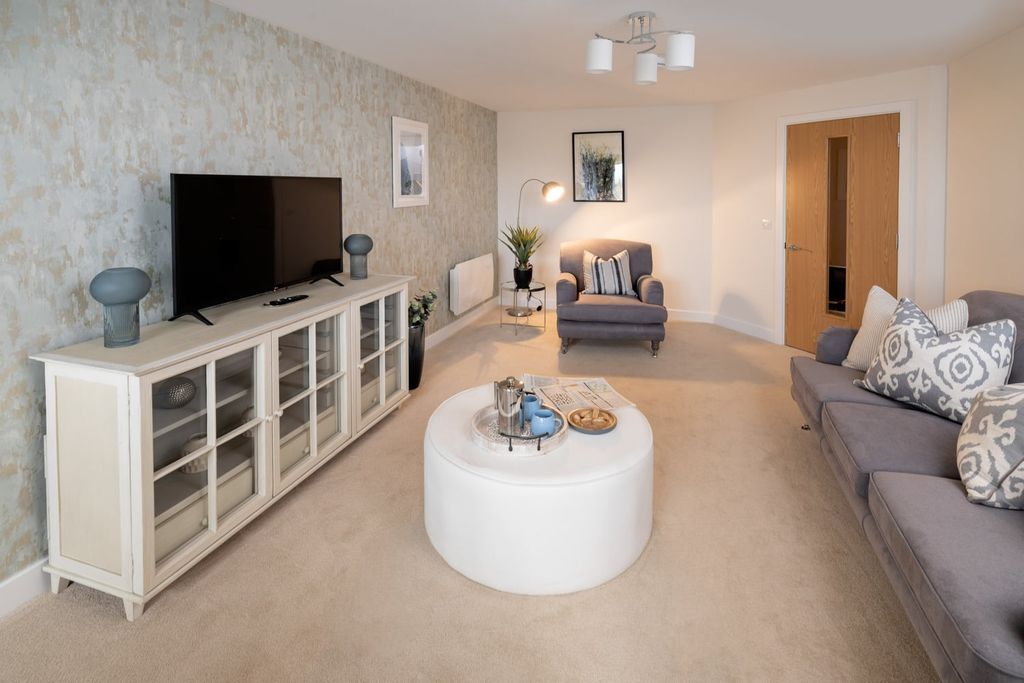 Property photo 2 of 9