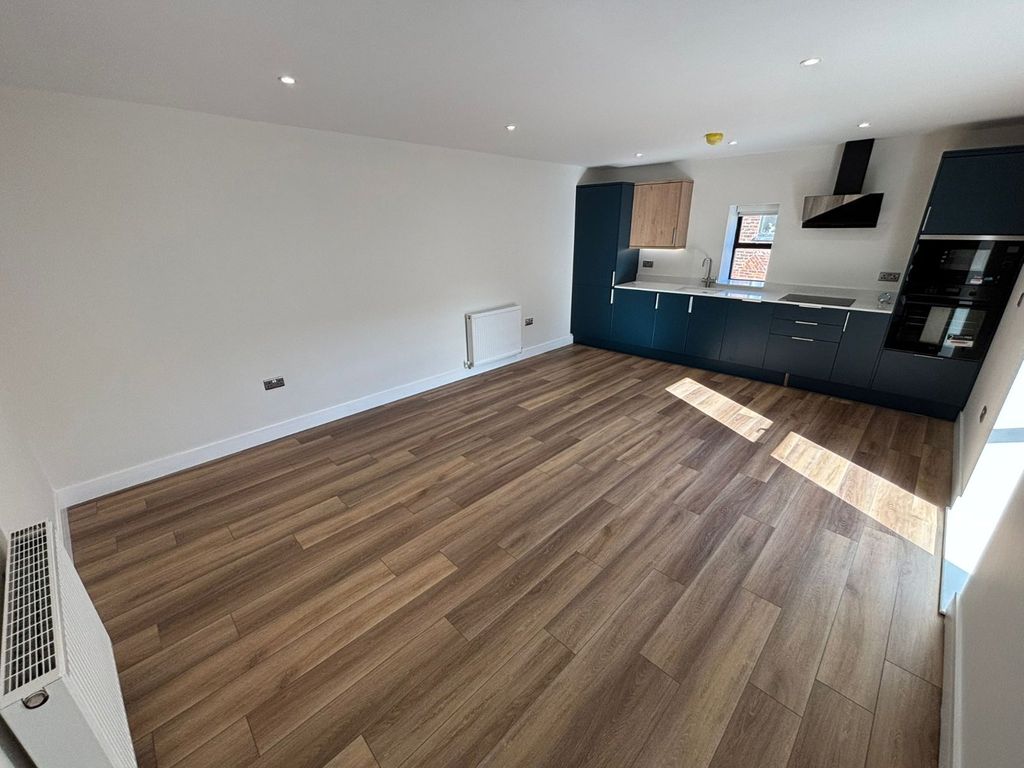 Property photo 1 of 4 Lounge