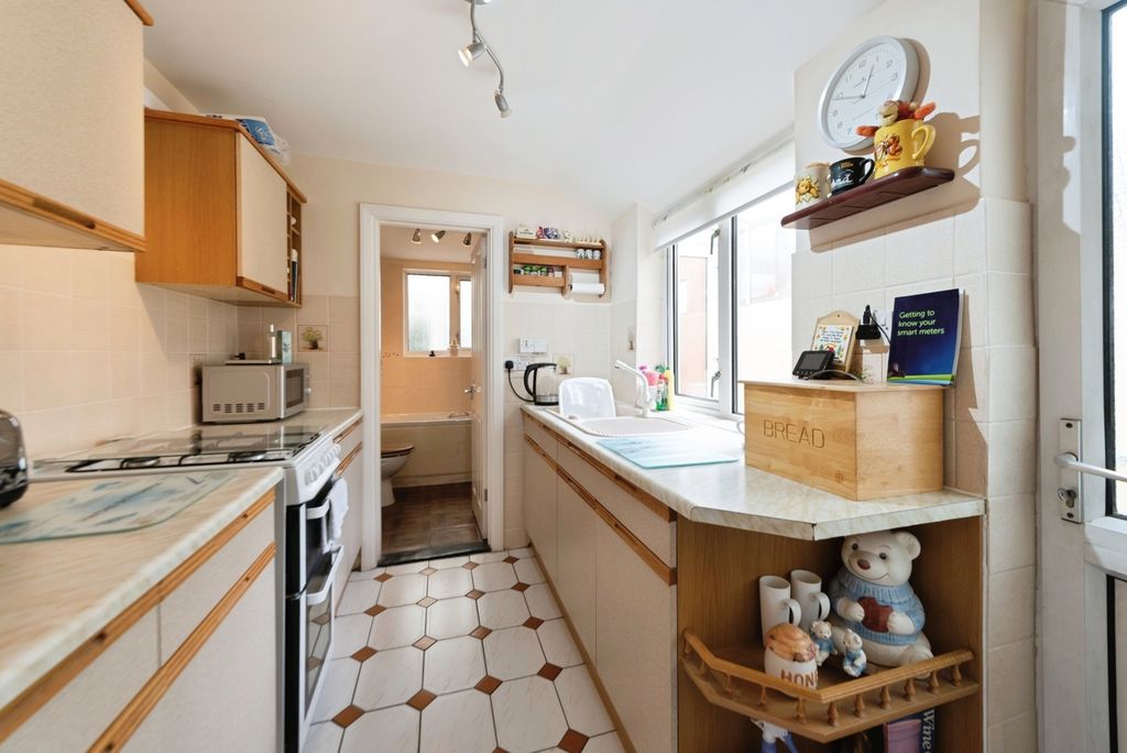 Property photo 3 of 16 Pbox-Img.Jpg