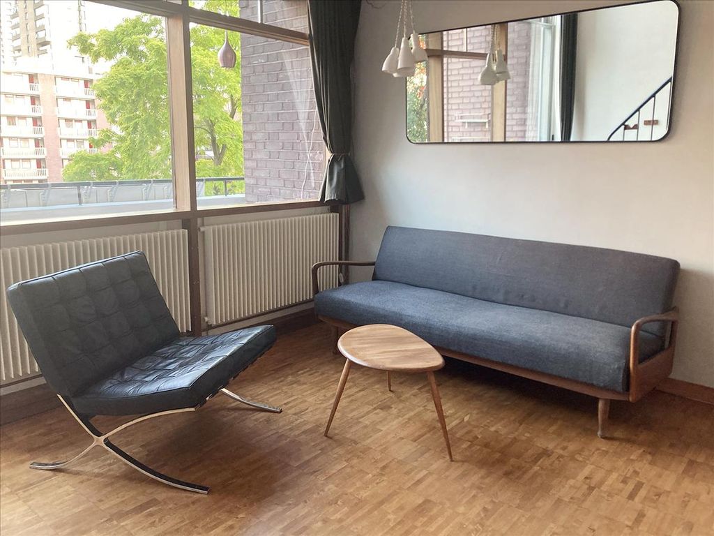 Property photo 2 of 11