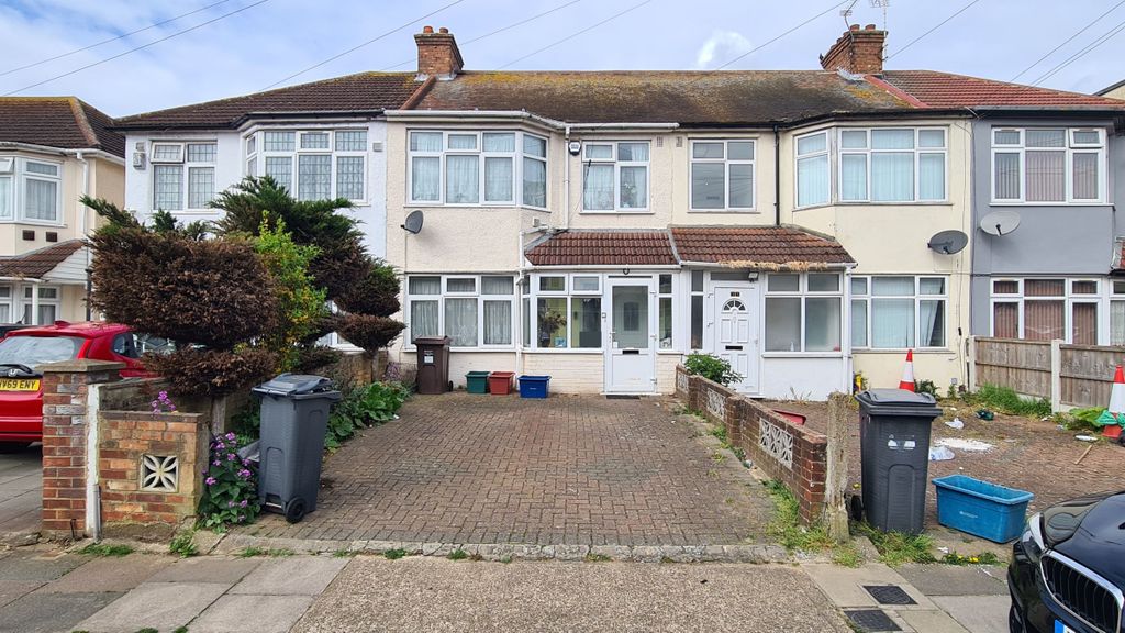 Property photo 1 of 2