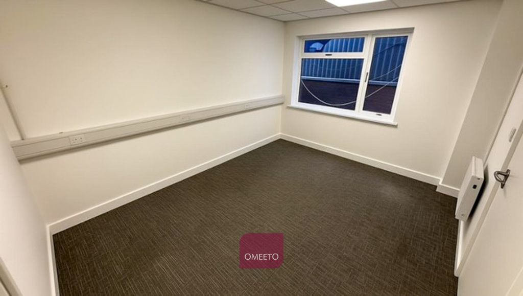 Property photo 1 of 4 Office To Rent