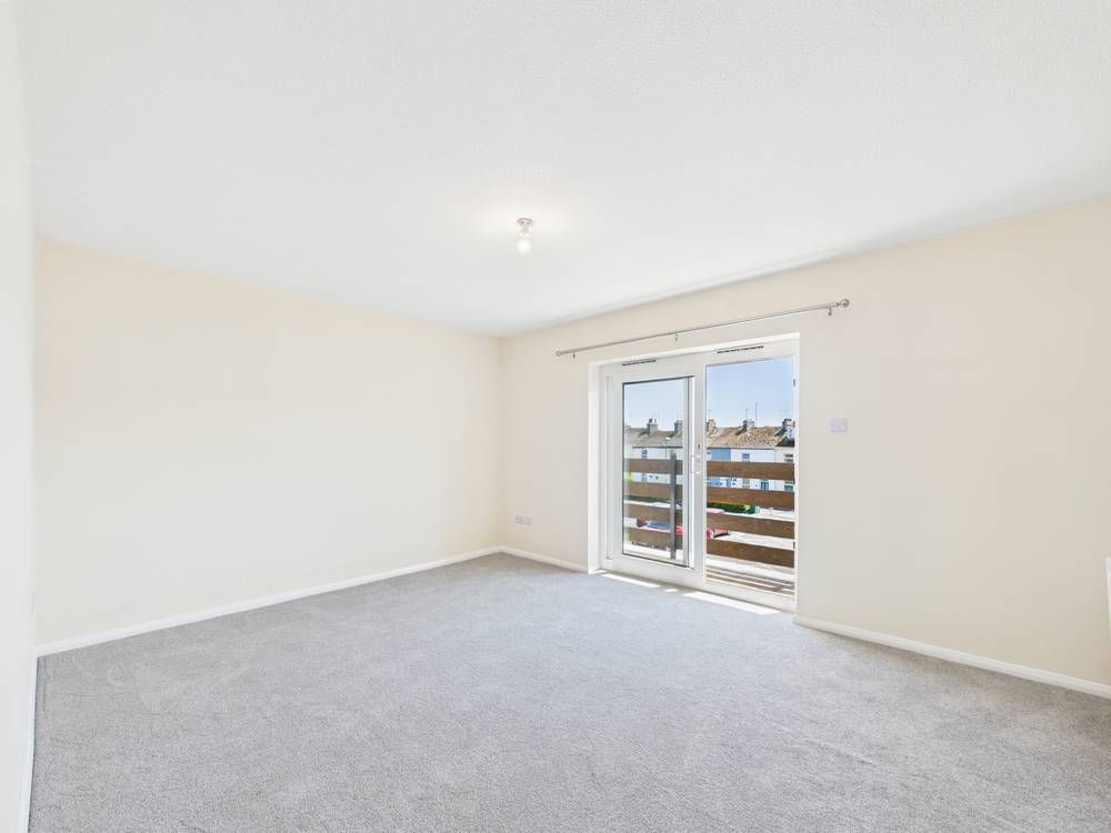 Property photo 3 of 7 Image