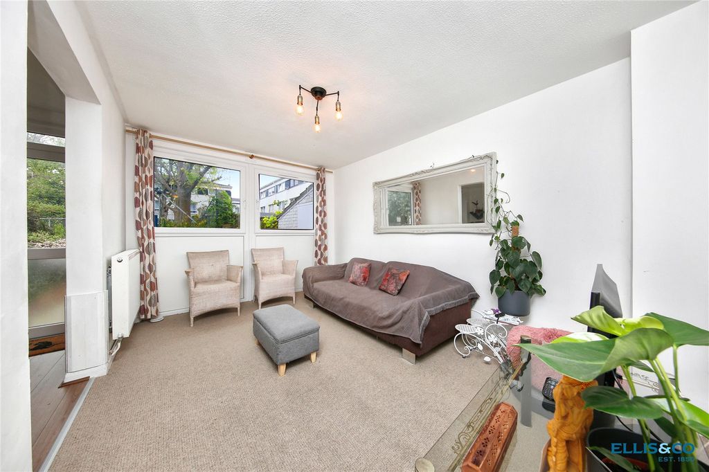 Property photo 2 of 11 Picture No. 04